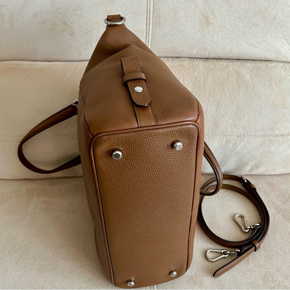 Coach Classy Leather Large Carryall, Tote, Work Bag, Crossbody, Vacation Bag - Picture 15 of 16